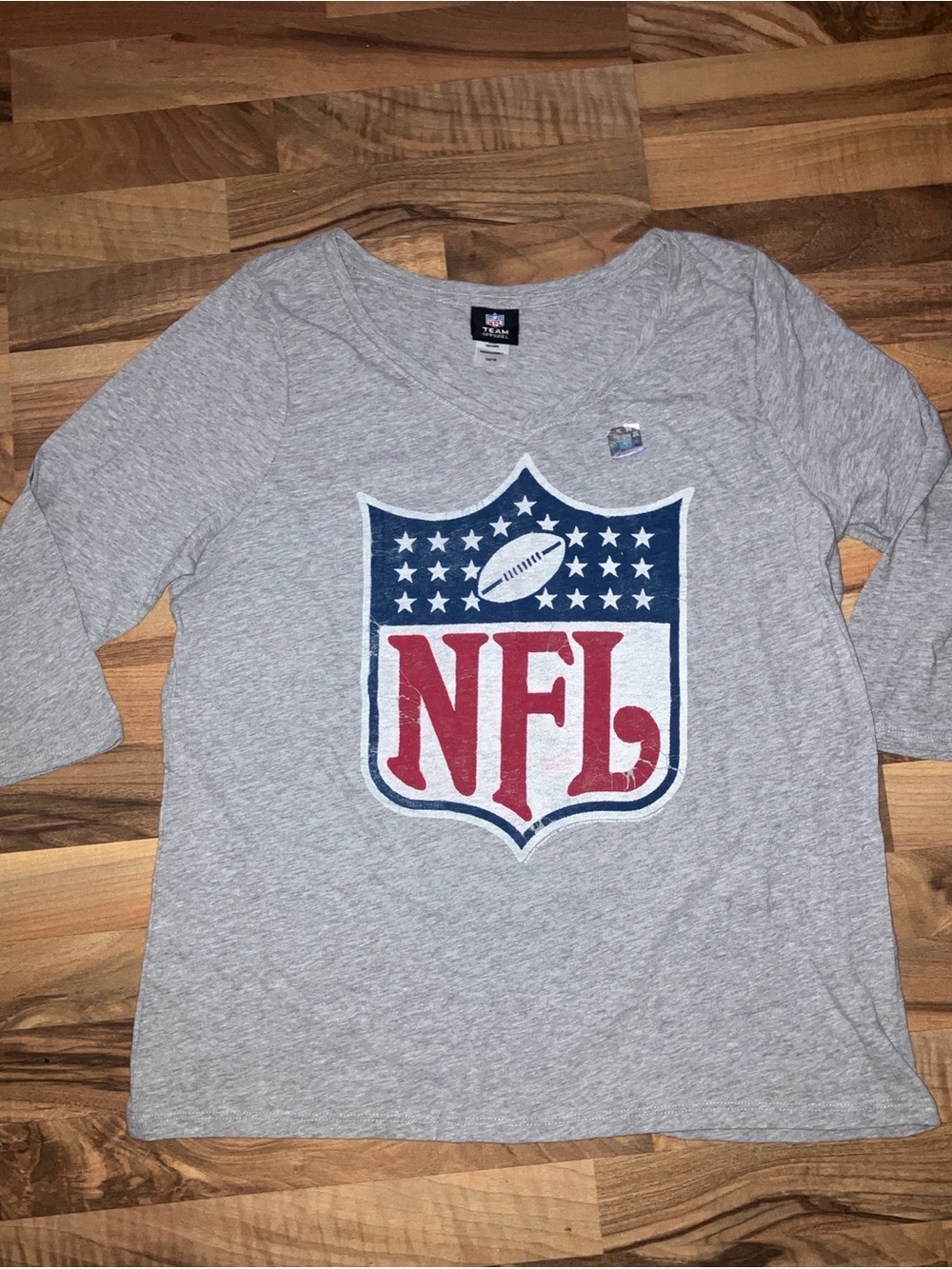 NFL Team Apparel Heather  half sleeve v neck New England Patriots sz 14/16